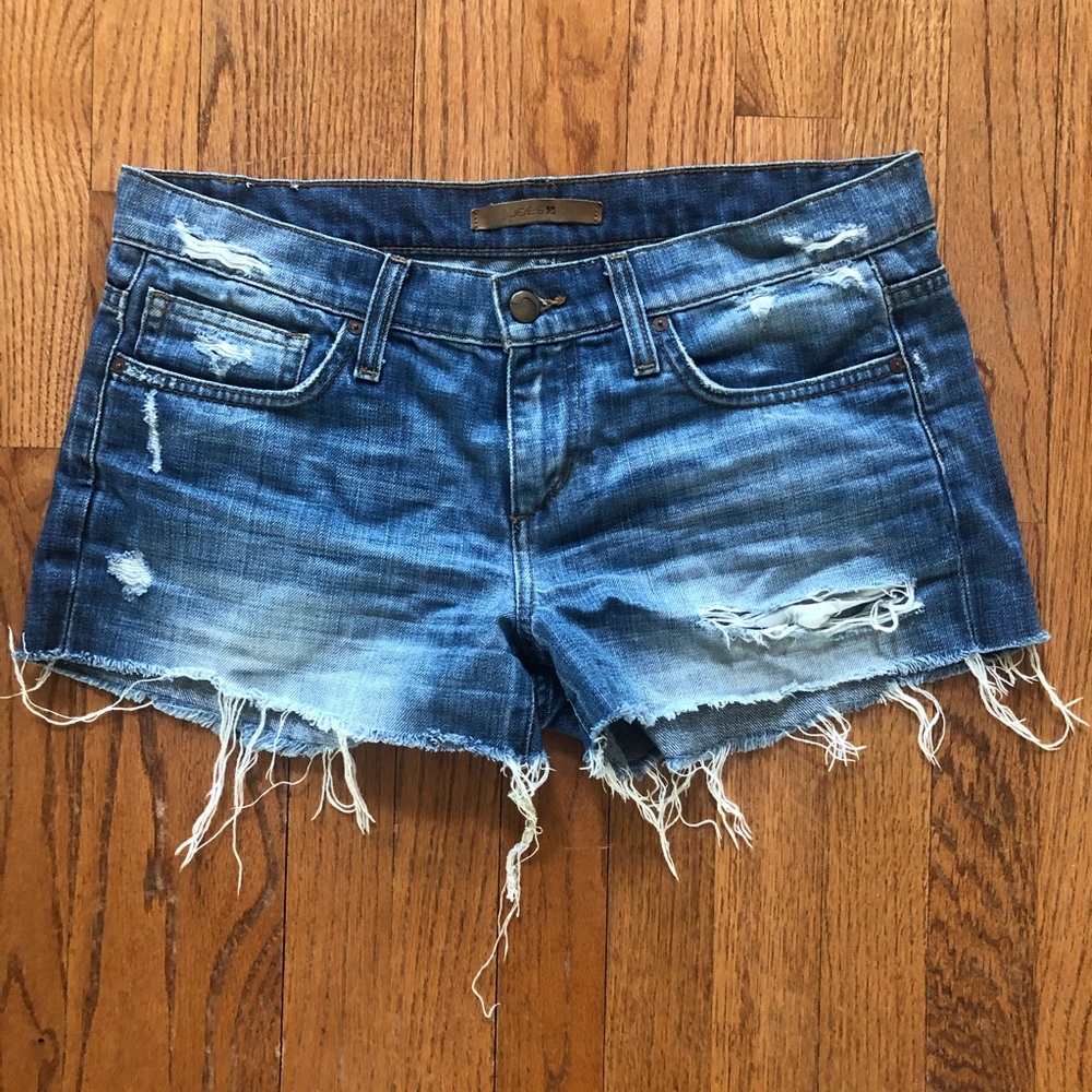 Joe’s Jeans Cutoffs!! Size 28